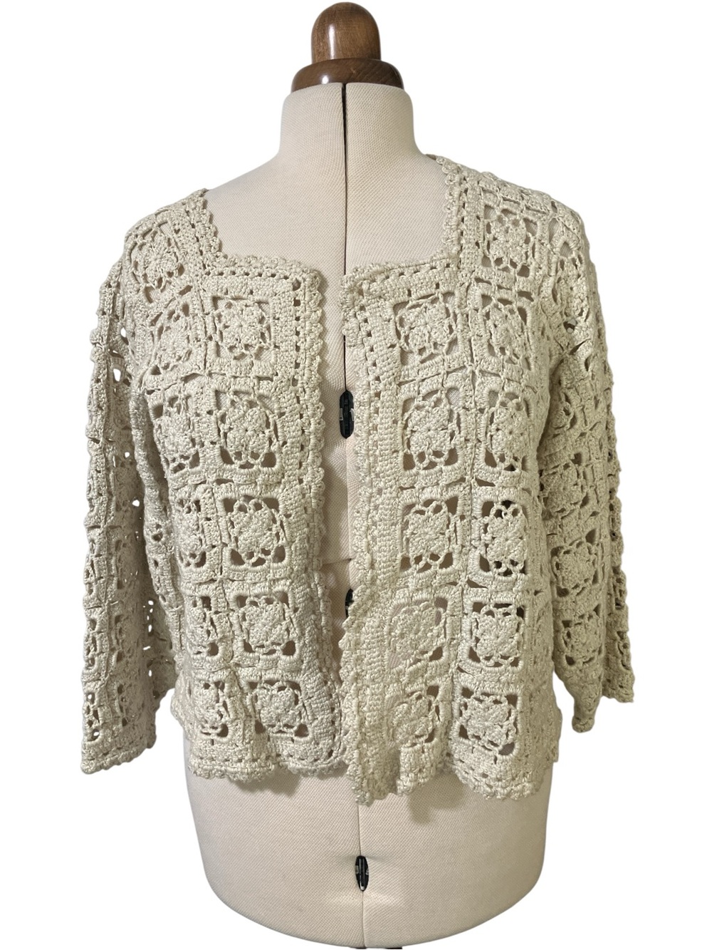 Vintage Handmade Crocheted Sweater Size L / XL Retro Cottagecore Fall Grannycore